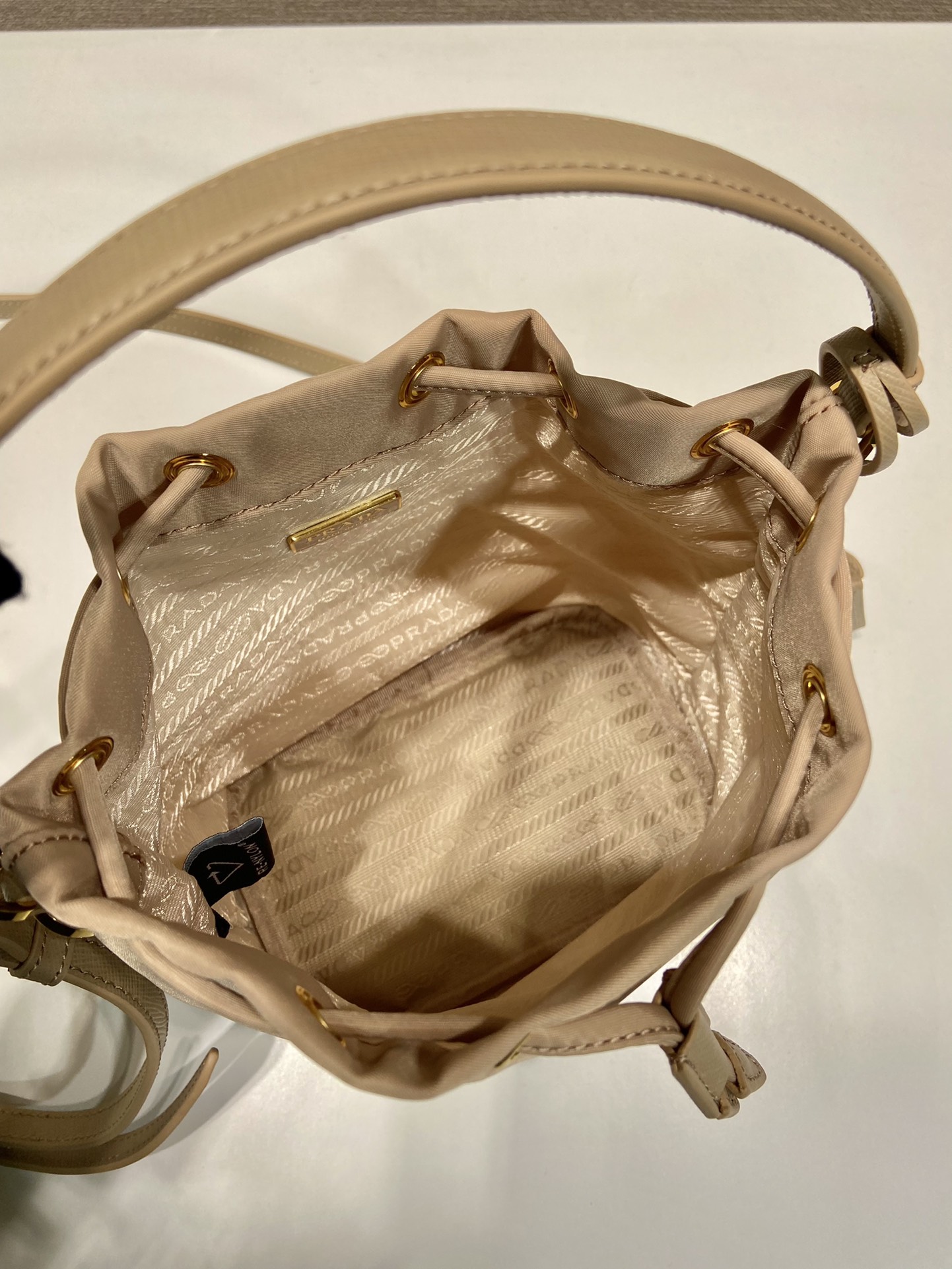 Pra*a 1be067 bucket bag-15.5*19.5*10cm
