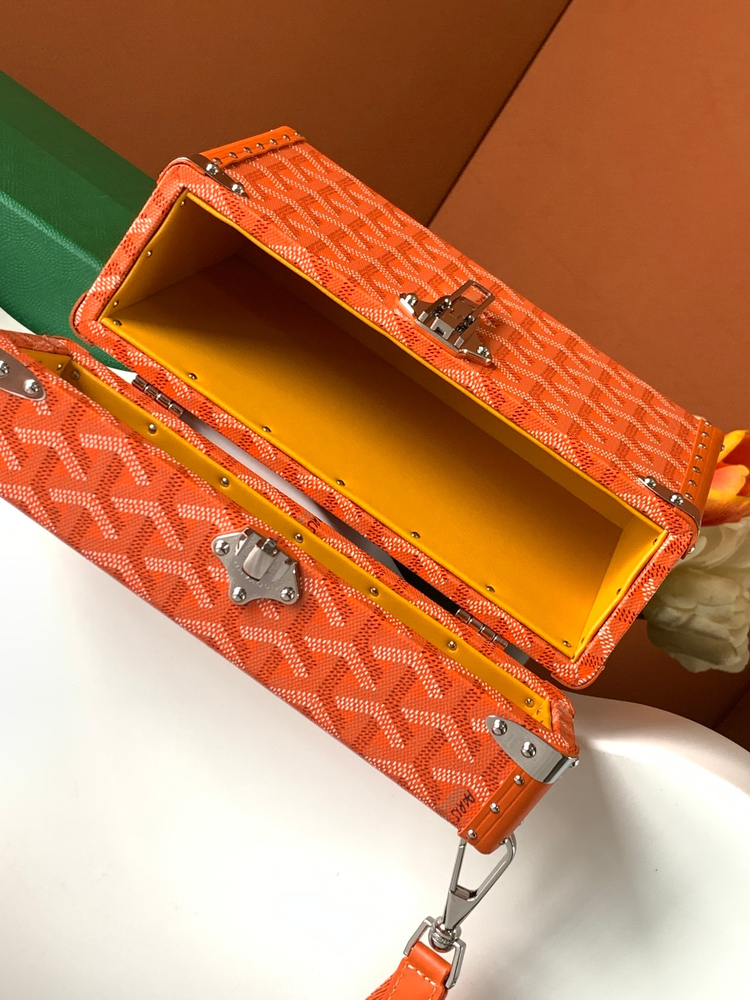 Go*ard cassette bag-21*15*6.5cm