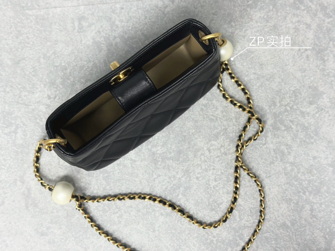 Ch@nel Hobo Bag