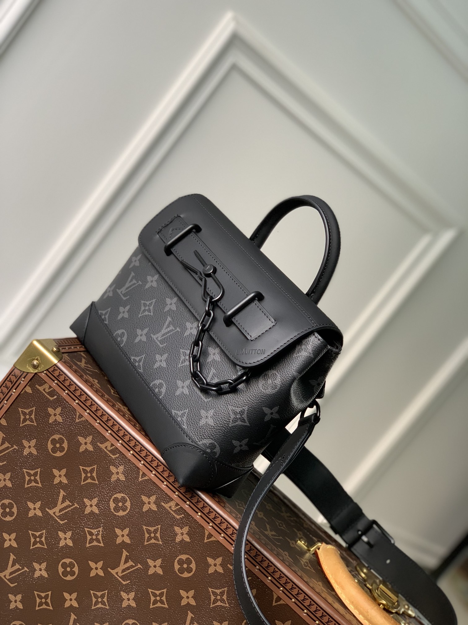 l0*is V*t0n pochette steamer -m46953-25 x 19 x 8 cm