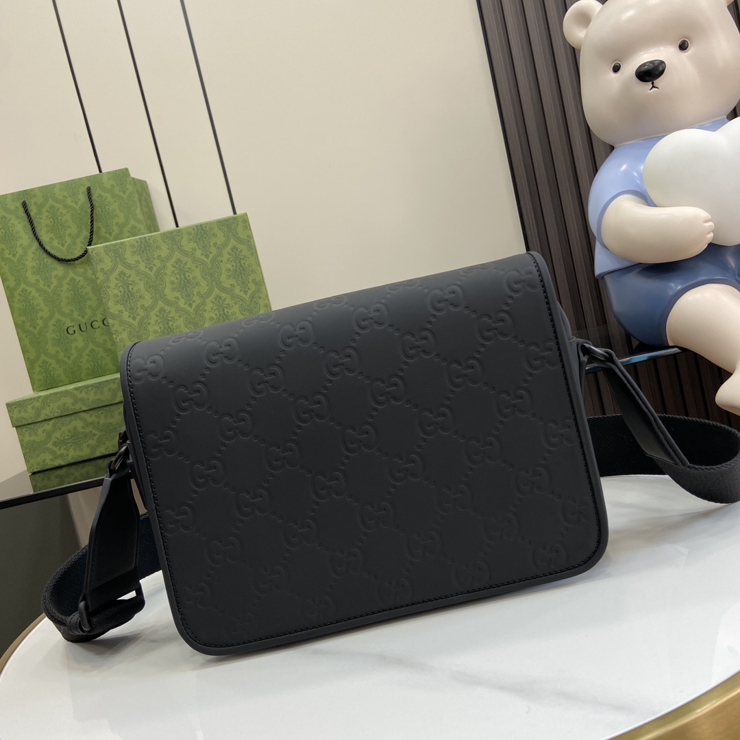 G*u*ishoulder bag-19*26*7cm