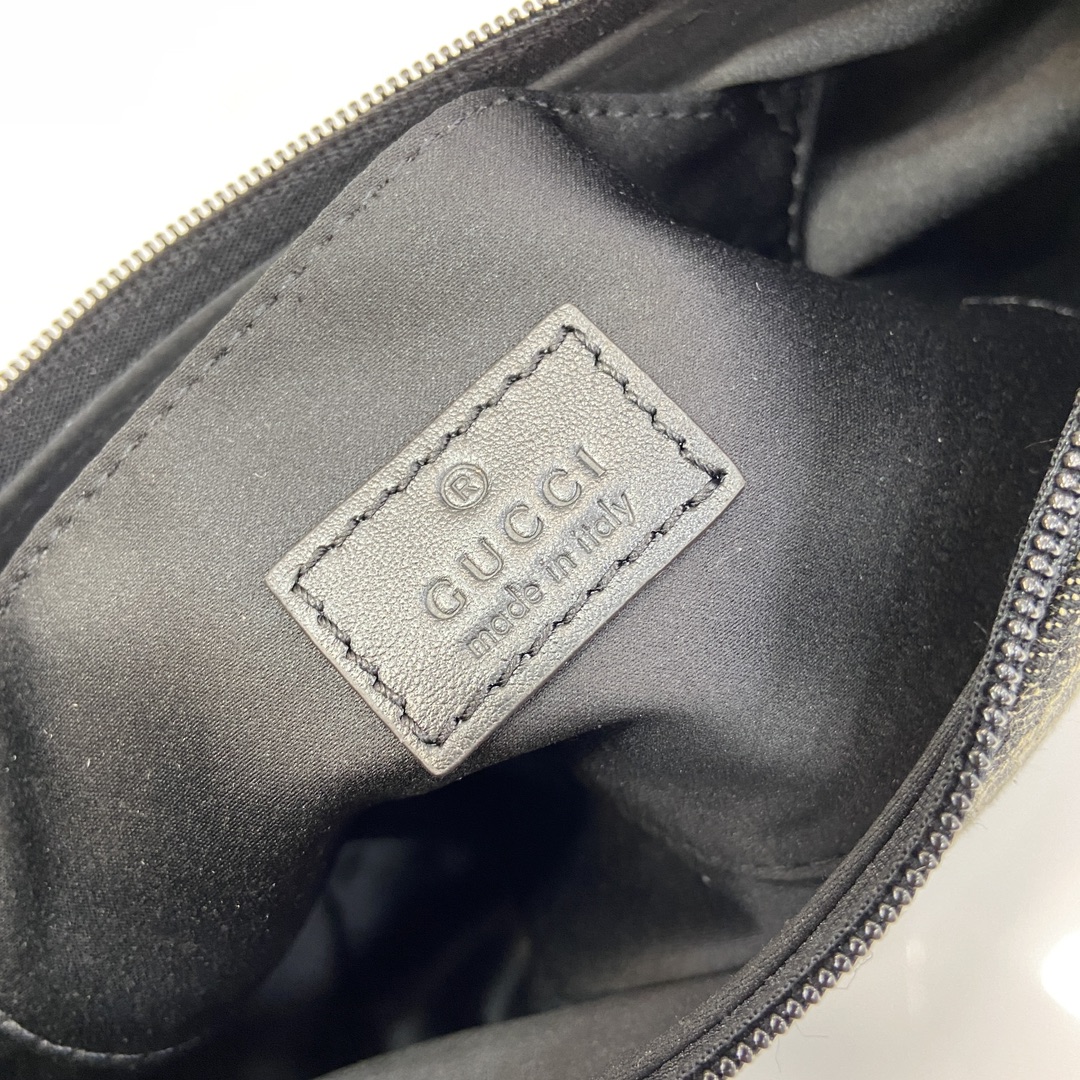 G*u*i horsebit slim bag-18*24*4.5cm