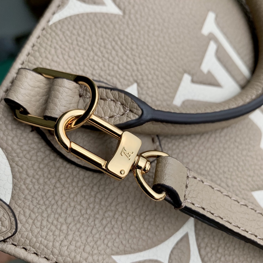 l0*is V*t0n onthego bb handbag-18*15*8.5cm