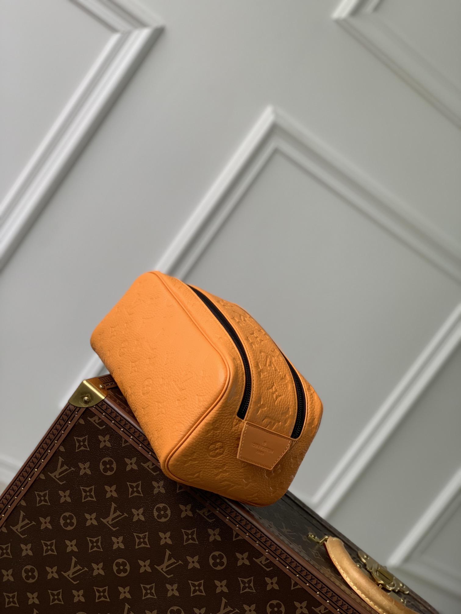 l0*is V*t0n locker dopp kit pouch -28 x 15 x 16.5cm