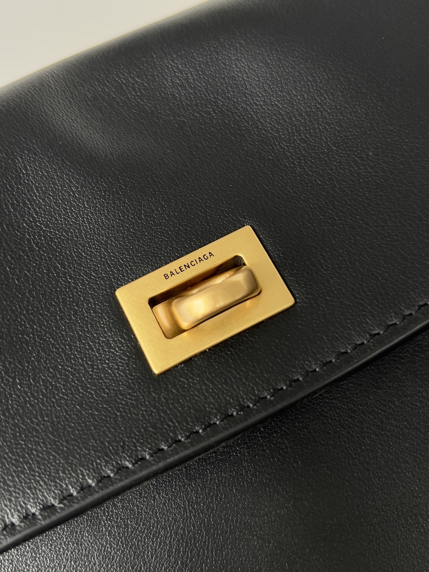 Balenciag Rodeo Handbags-39.8x29.9x12.9CM