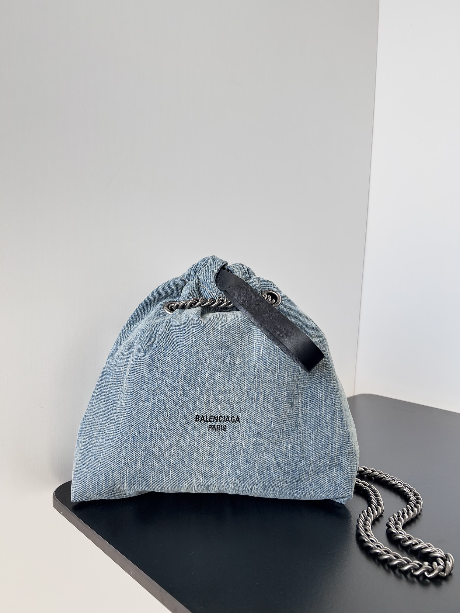Ba*len*cia*ga crush tote-23.9*25.9*9.9cm
