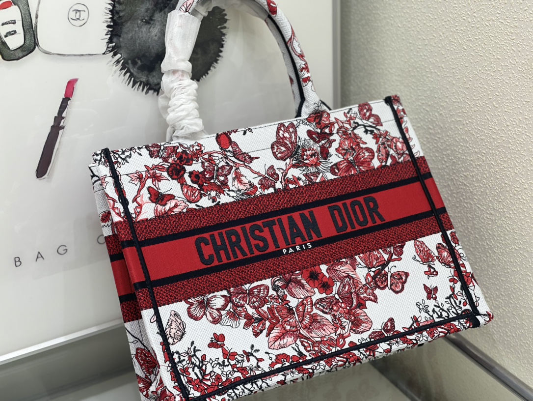 D*or small book tote-36.5cm