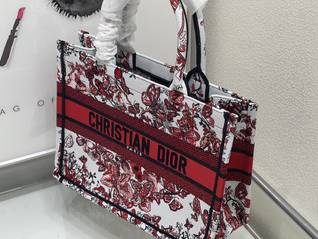 D*or small book tote-36.5cm