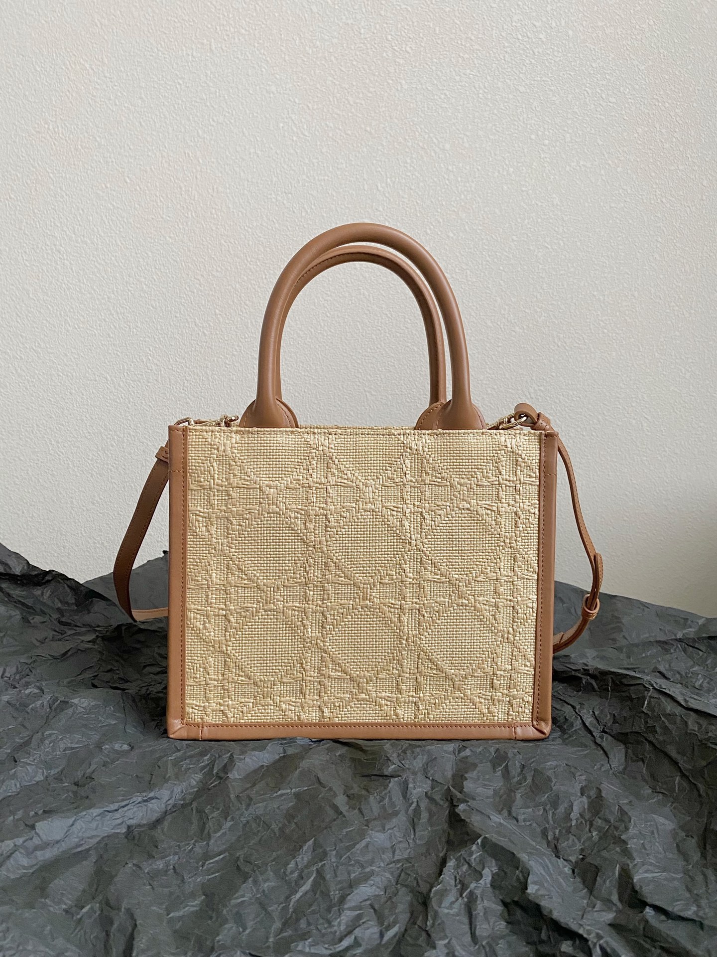 D*or book tote-26×12×21cm
