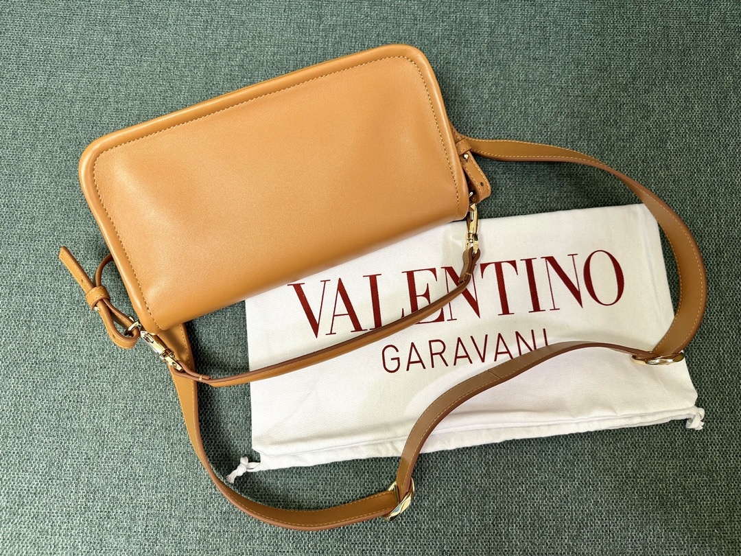 Va1e*ntin0 vlogo signature bag-26*1399cm
