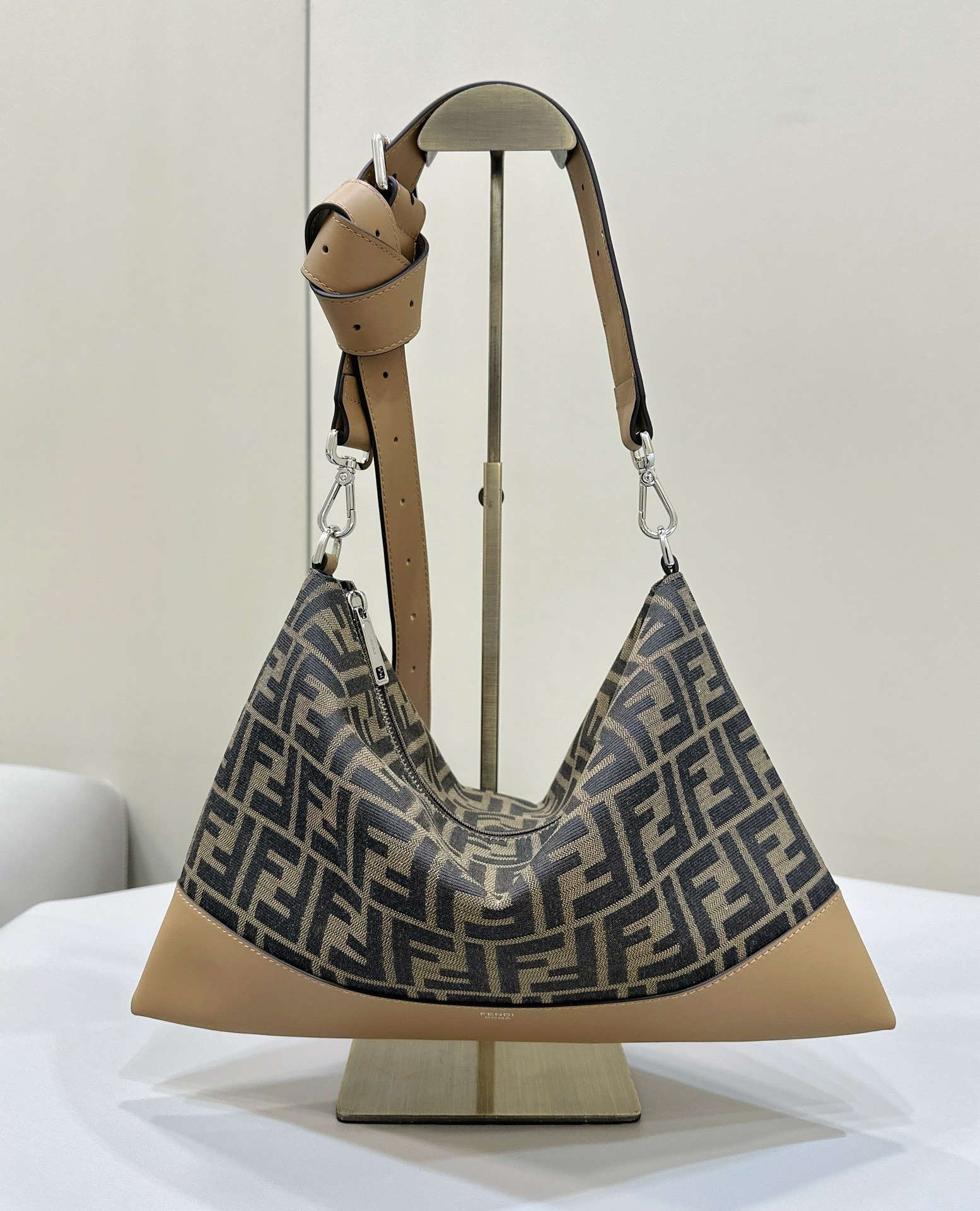F**di baguette bag-33.5x23cm