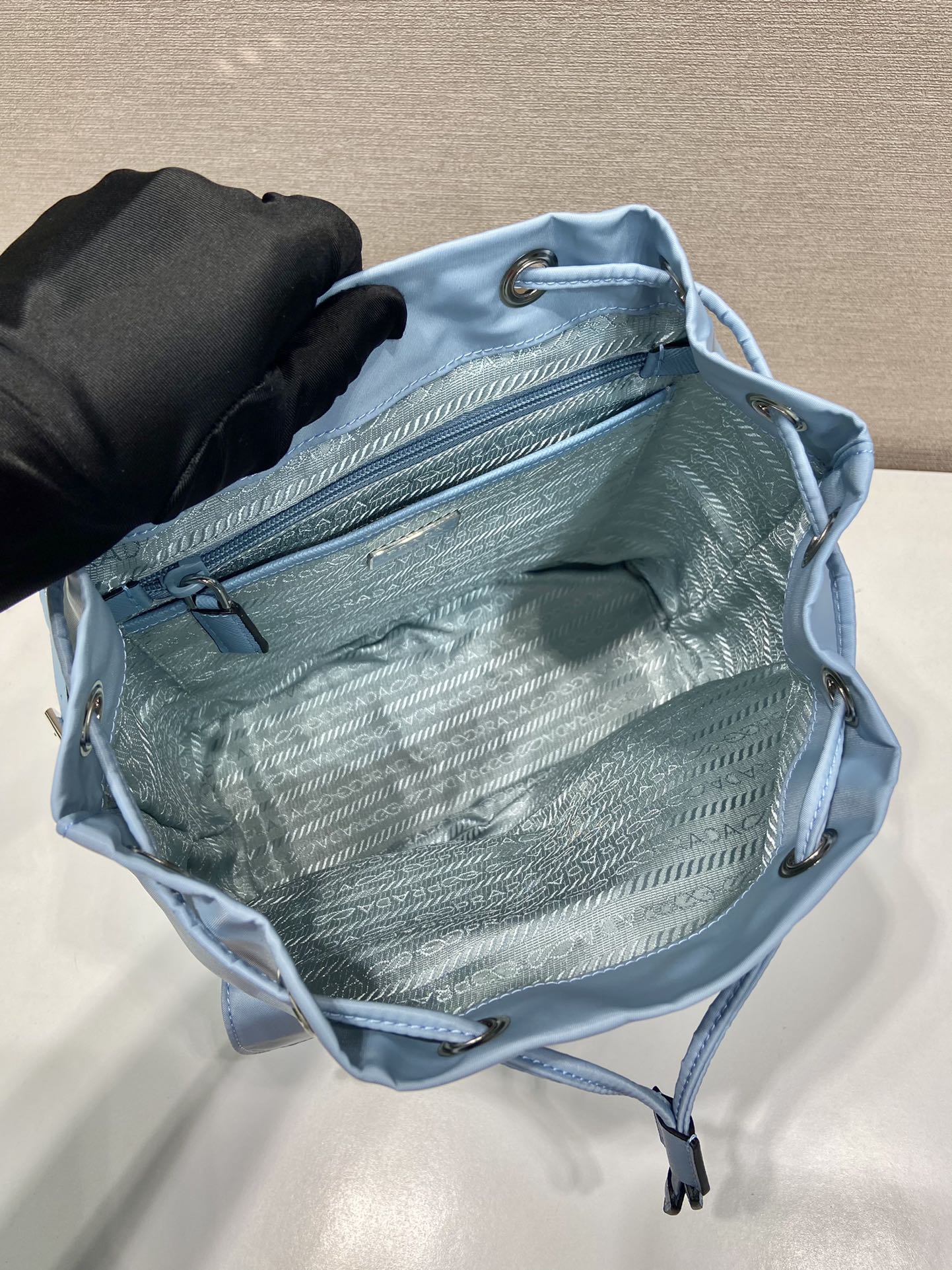 Pra*a re-nylon 1bz677 backpack-12*23.5*28cm