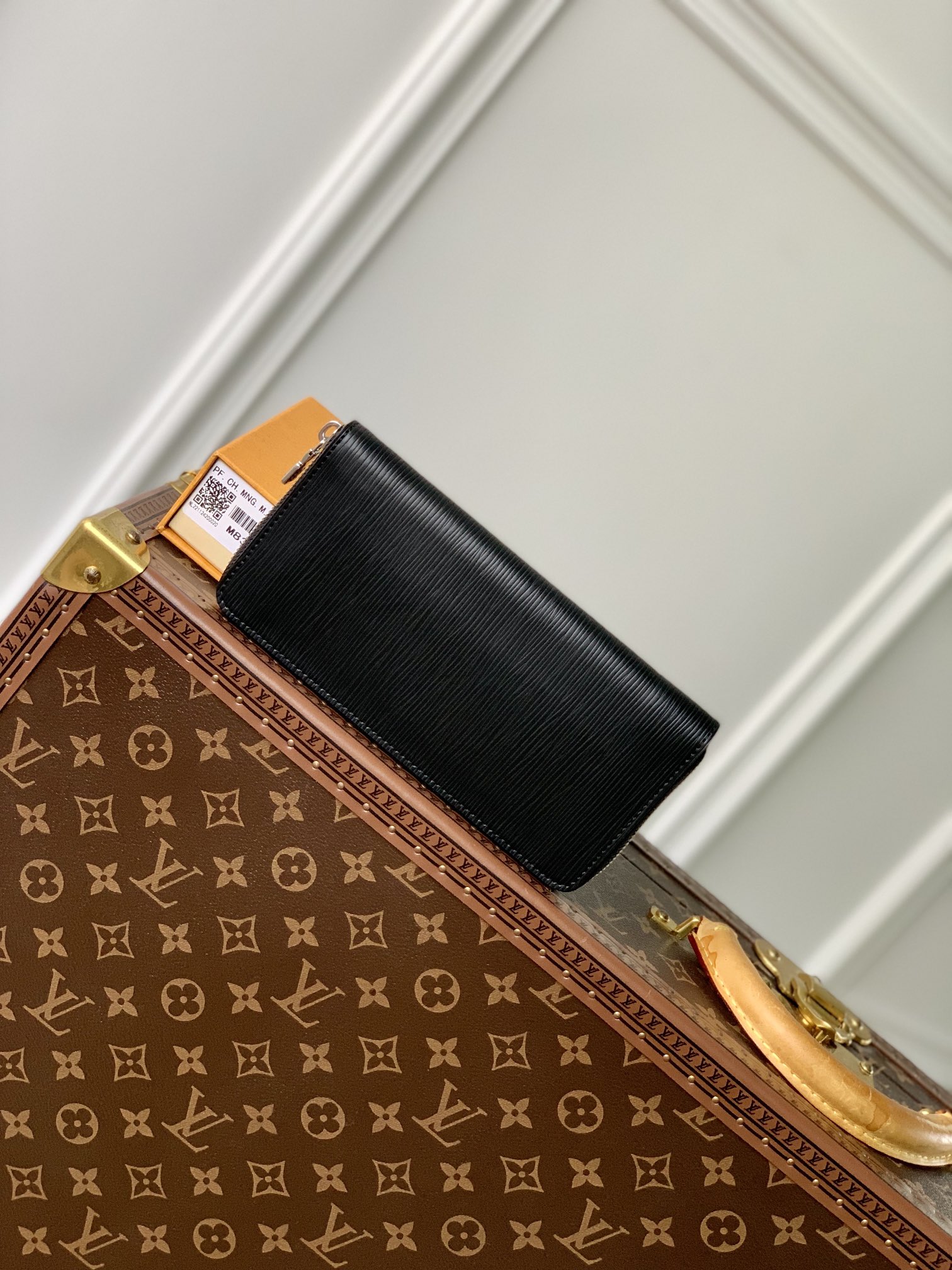 l0*is V*t0n zippy vertical wallet m83332-10*20*2cm