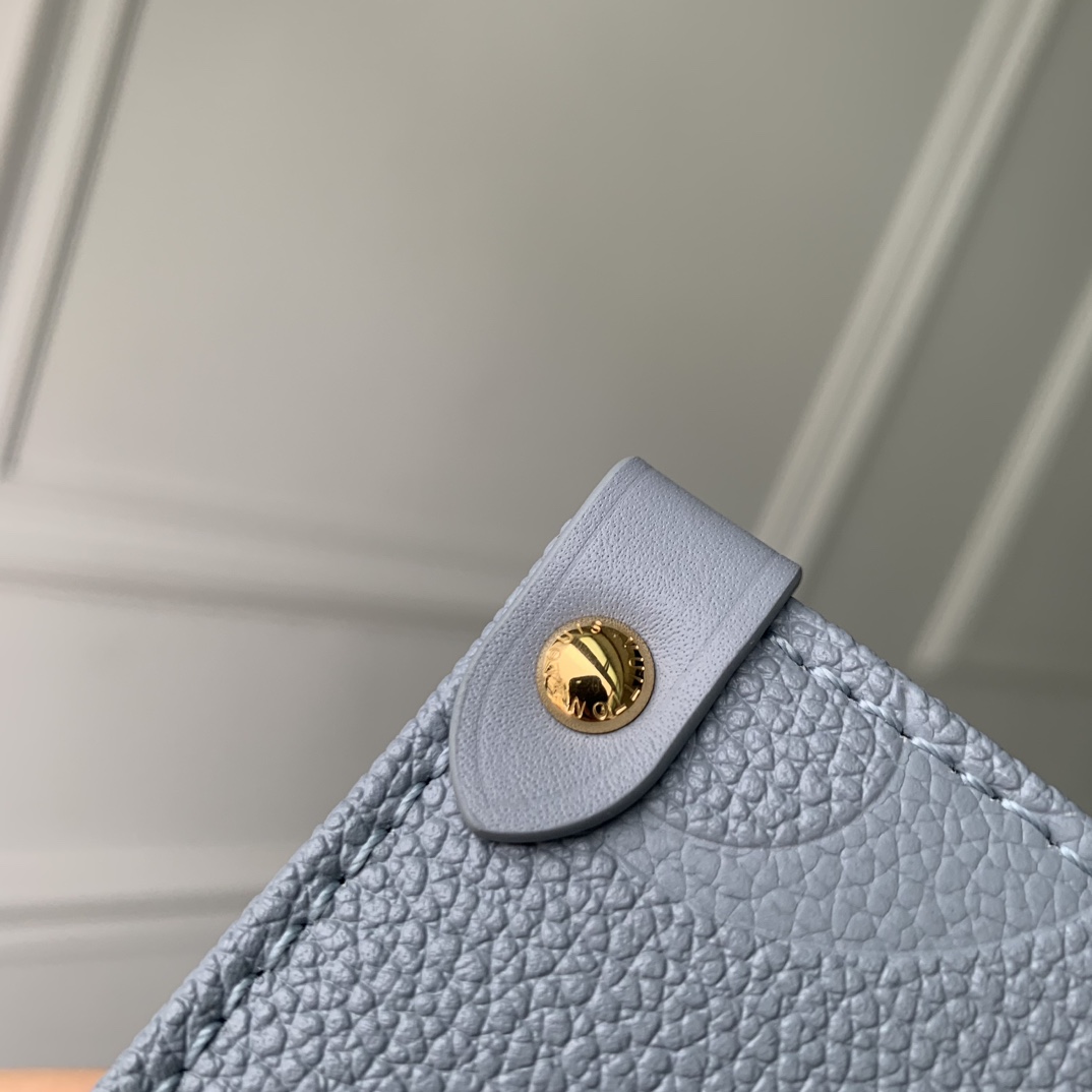 l0*is V*t0n onthego handbag-25*19*11.5 cm