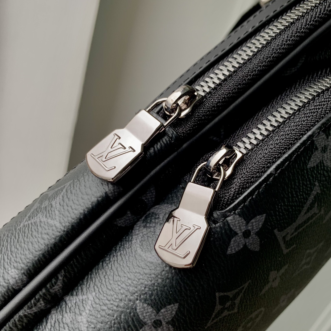l0*is V*t0n avenue bag-16 x 33 x 5.7cm