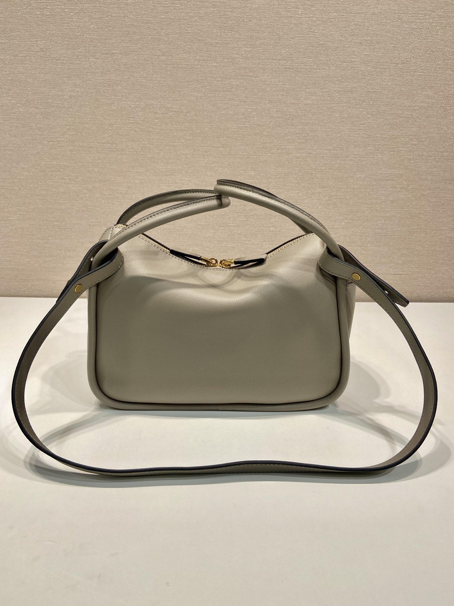 Pra*a women leather handbag -1ba451-25*18*10cm