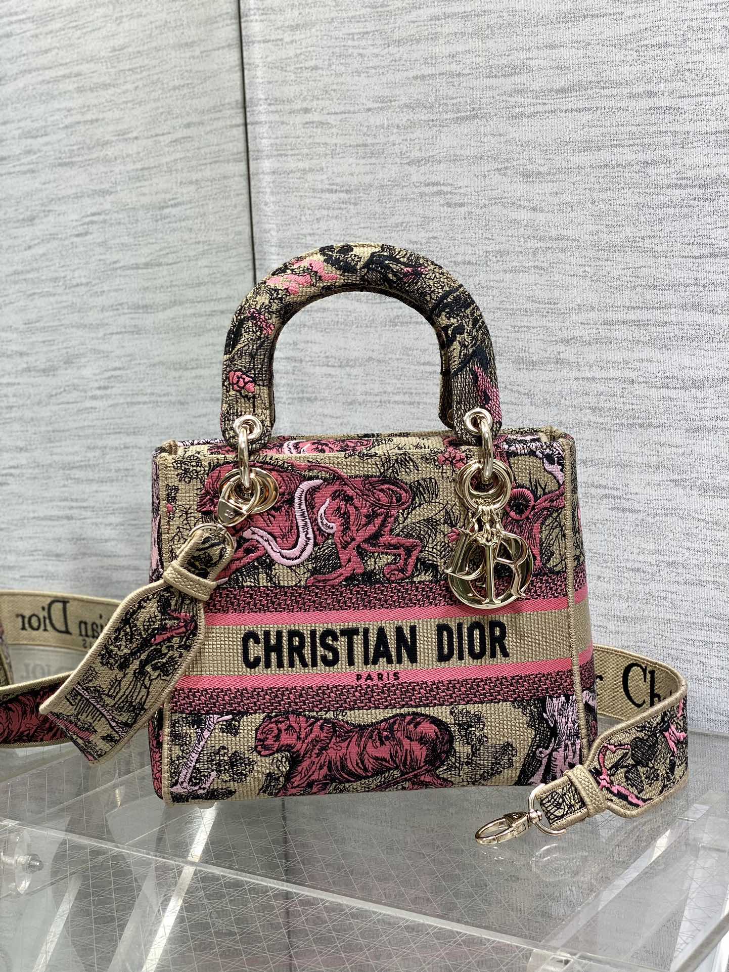 lady D*or handle bag-24cm