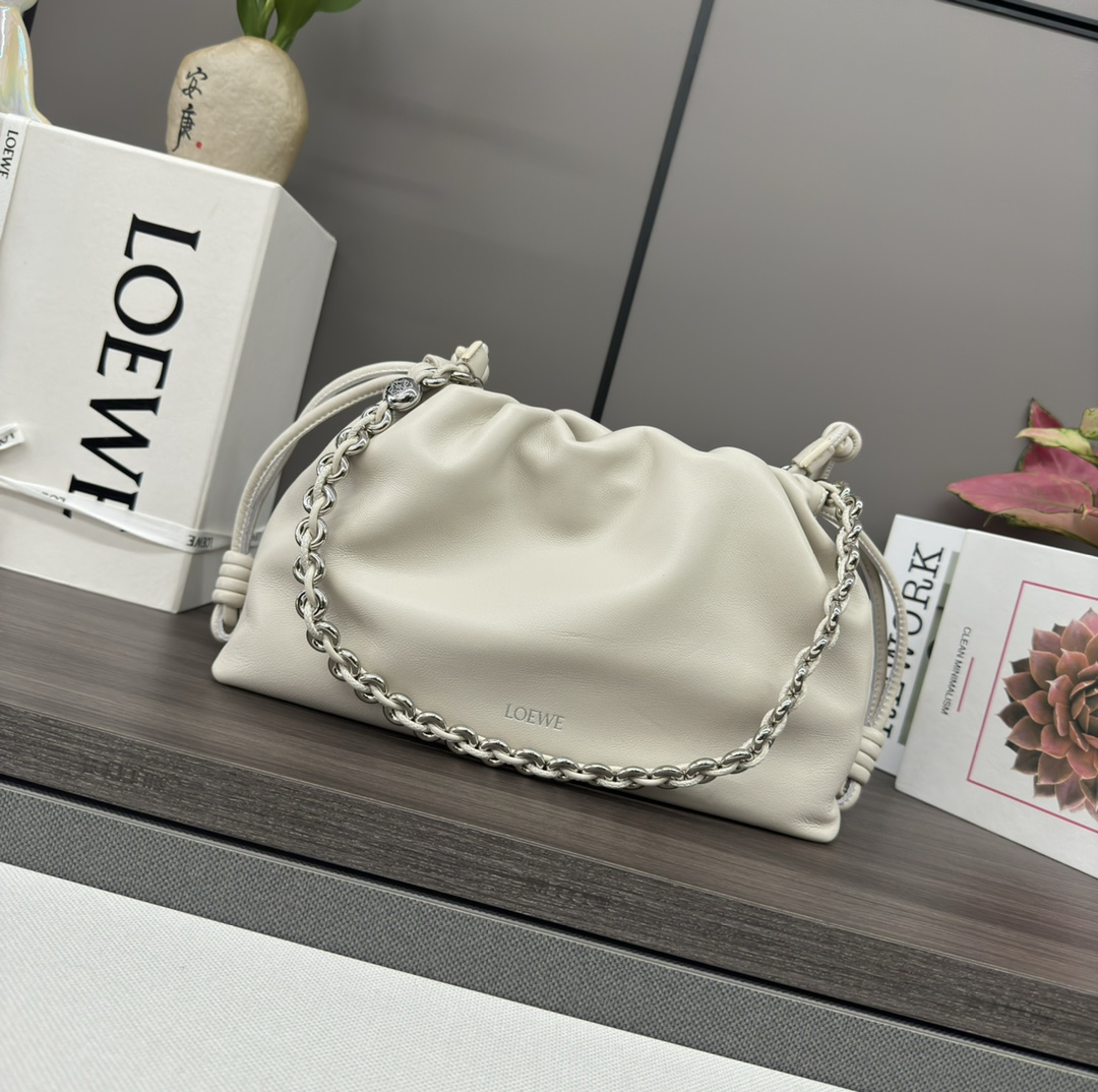 L0ew* flamenco purse-30*10.5*20cm