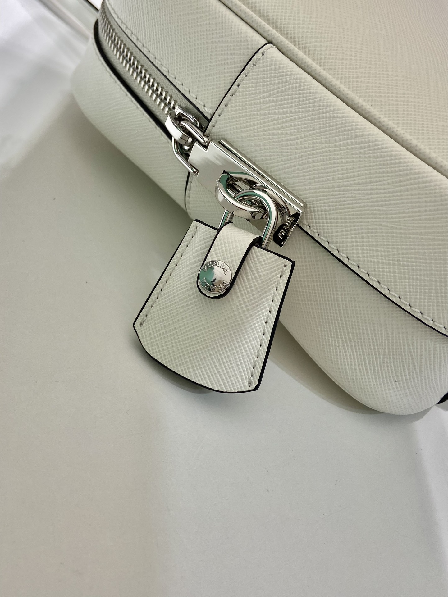 Pra*a top handbags-1ba428-29*19*8cm