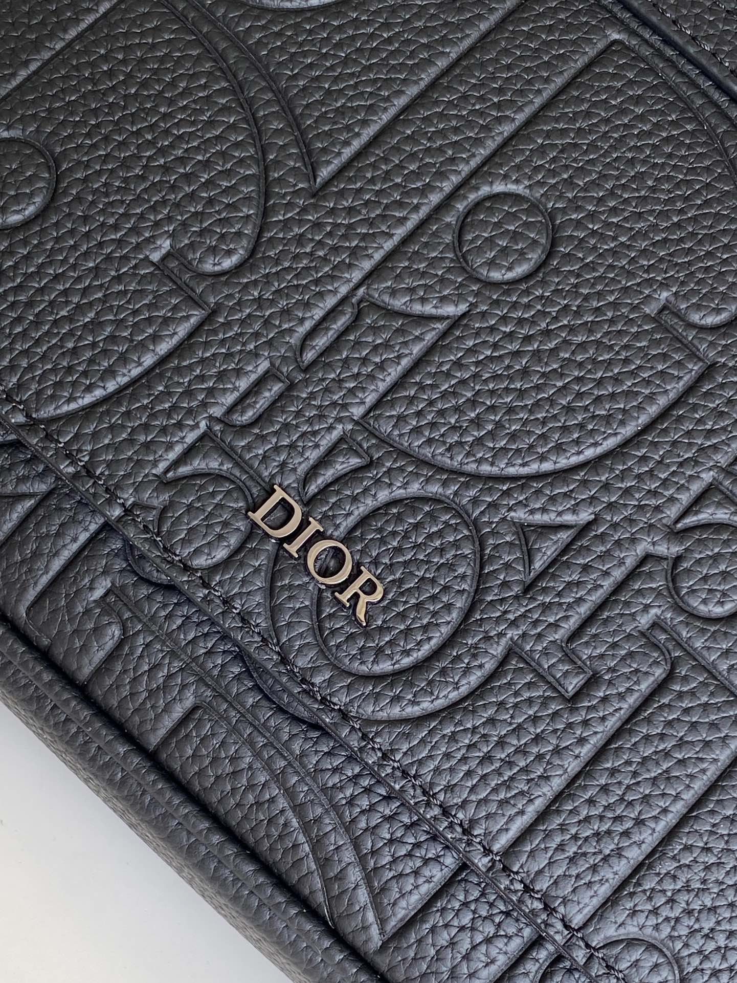 D*or men messenger bag-21 x 18 x 6cm