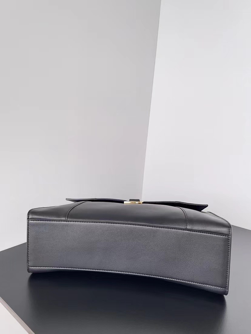 Ba*len*cia*ga hourglass soft bag-37*23.8*13.9cm