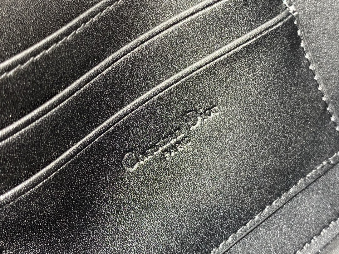 D*or miss carro bag-22*12.5*4cm