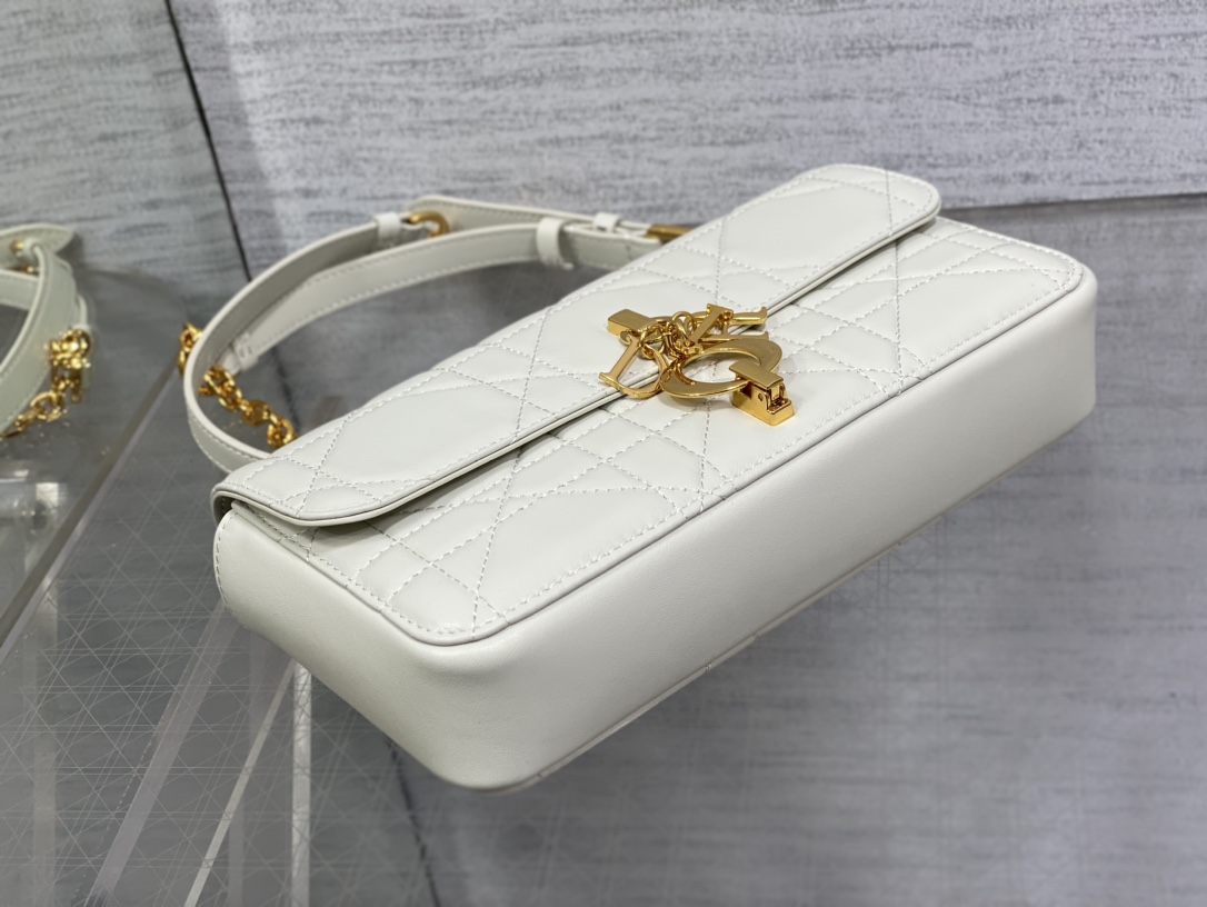D*or miss carro bag-22*12.5*4cm