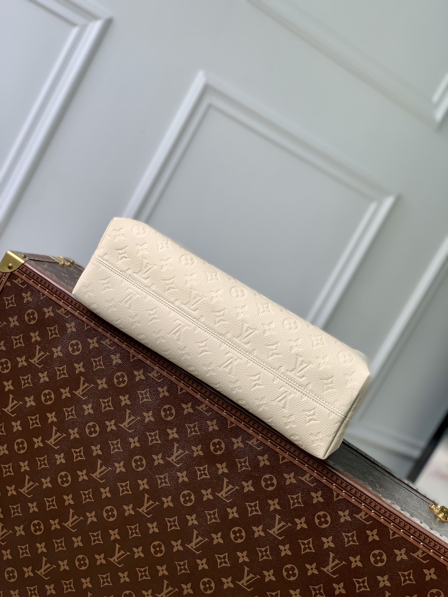 l0*is V*t0n babylone tote-37×26×14cm