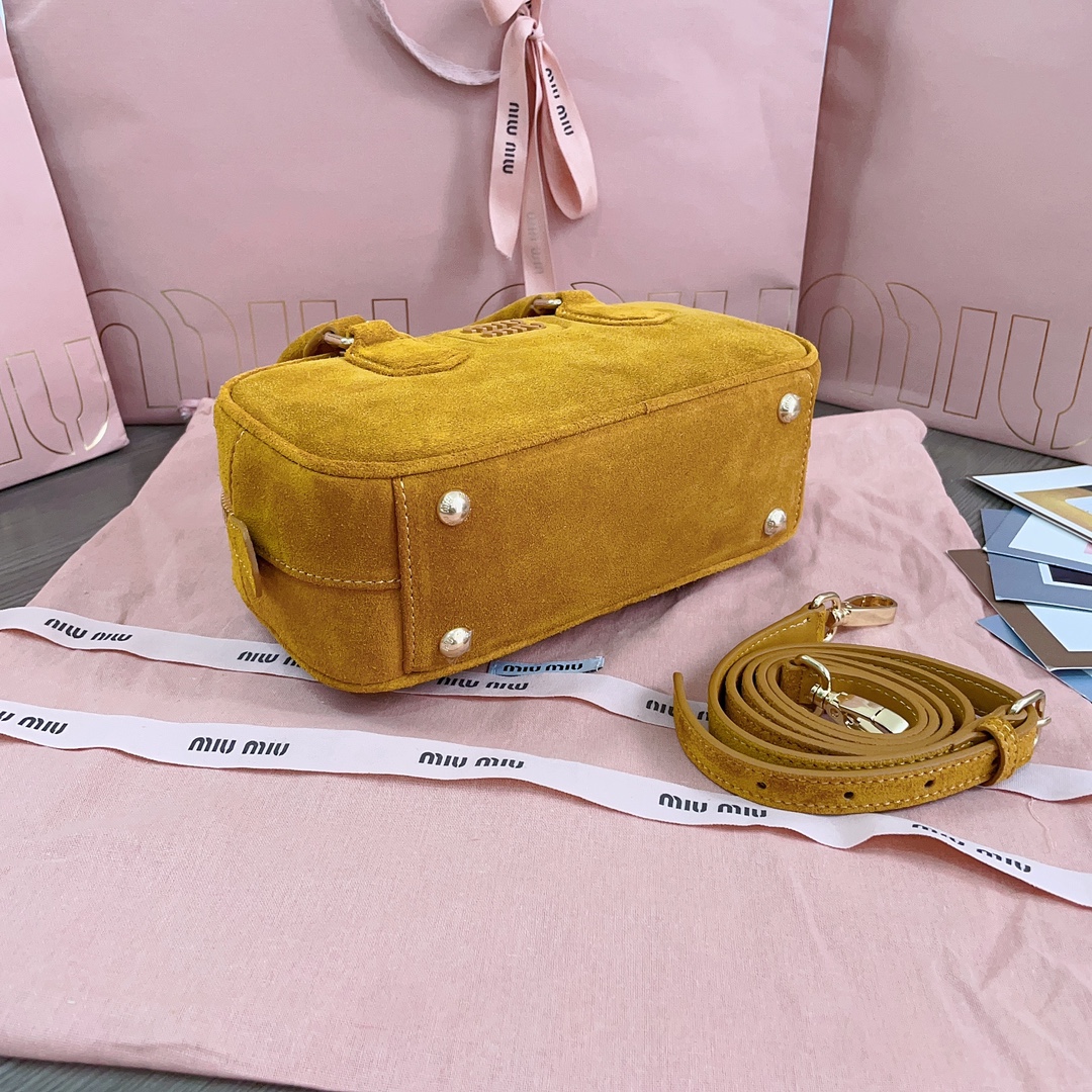 M*um*u top handbags-22x10.5x7.5cm
