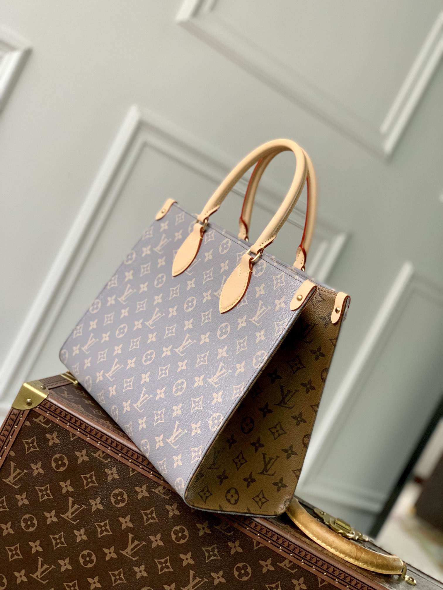 l0*is V*t0n onthego handbag-35*27*14cm