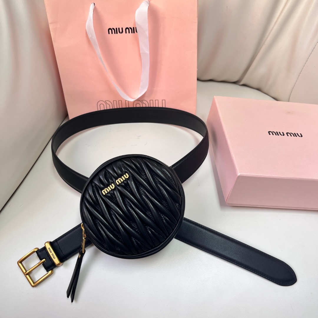 M*um*u belt bag