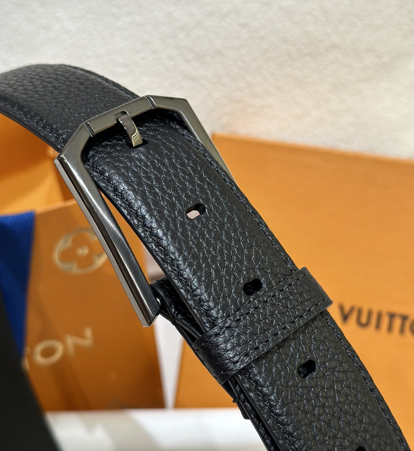 l0*is V*t0n belt-4cm