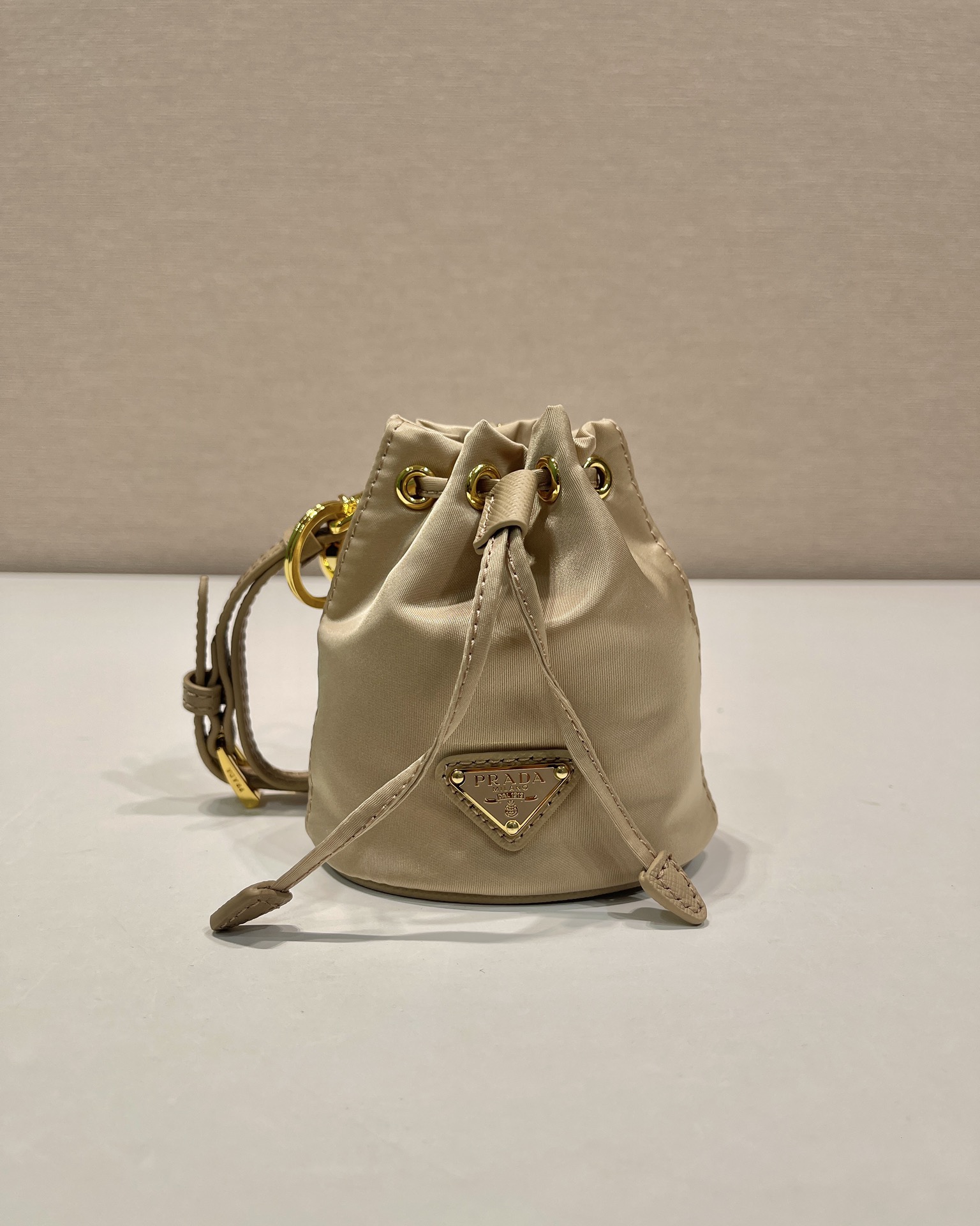 Pra*a 1tt202 re-nylon mini bag-8.5*10.5cm