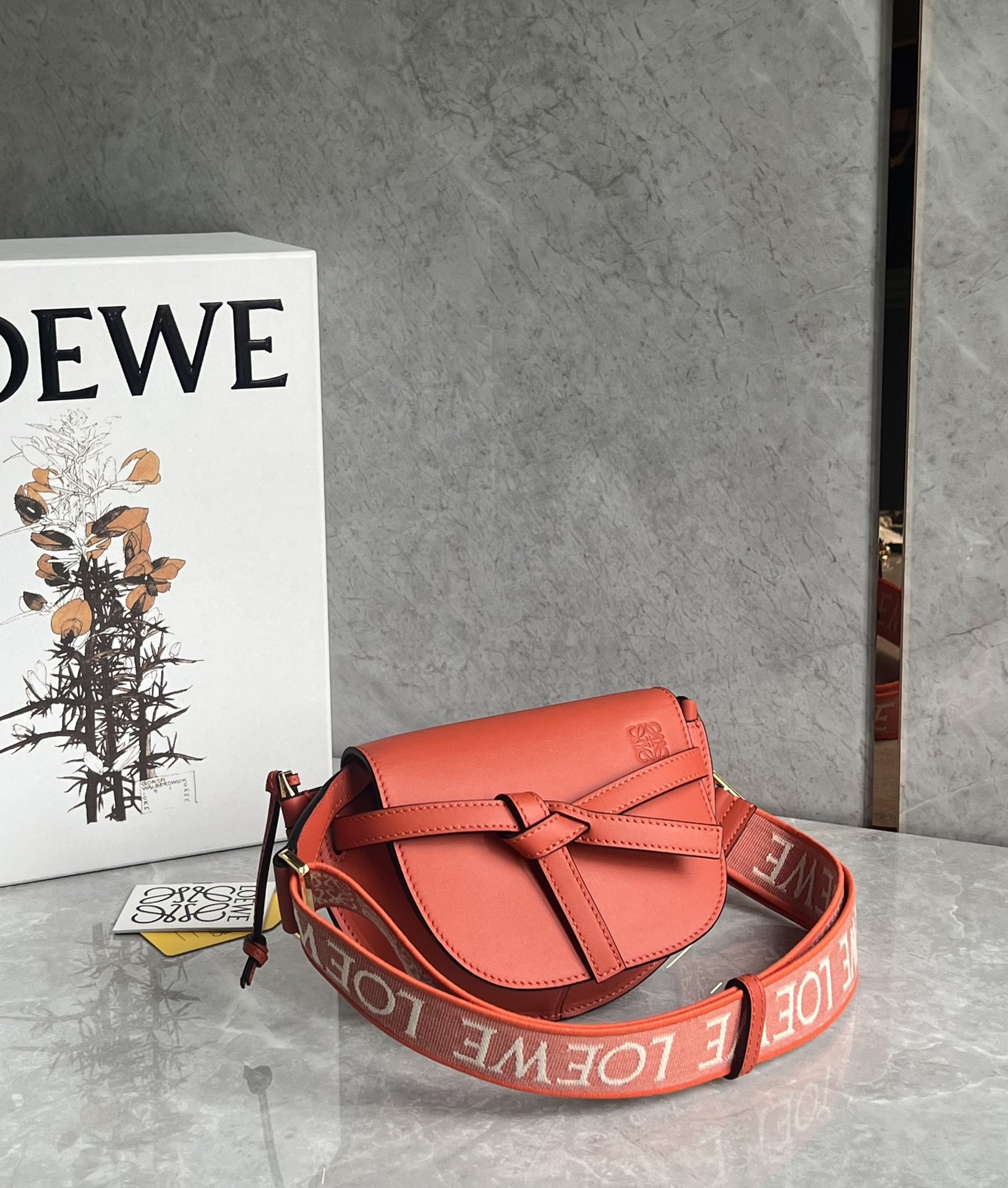 L0ew* mini puzzle gatedual bag-21*12.5*9cm