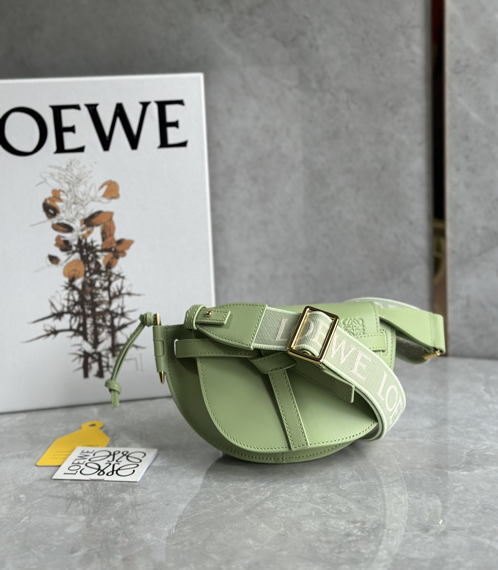 L0ew* mini puzzle gatedual bag-21*12.5*9cm