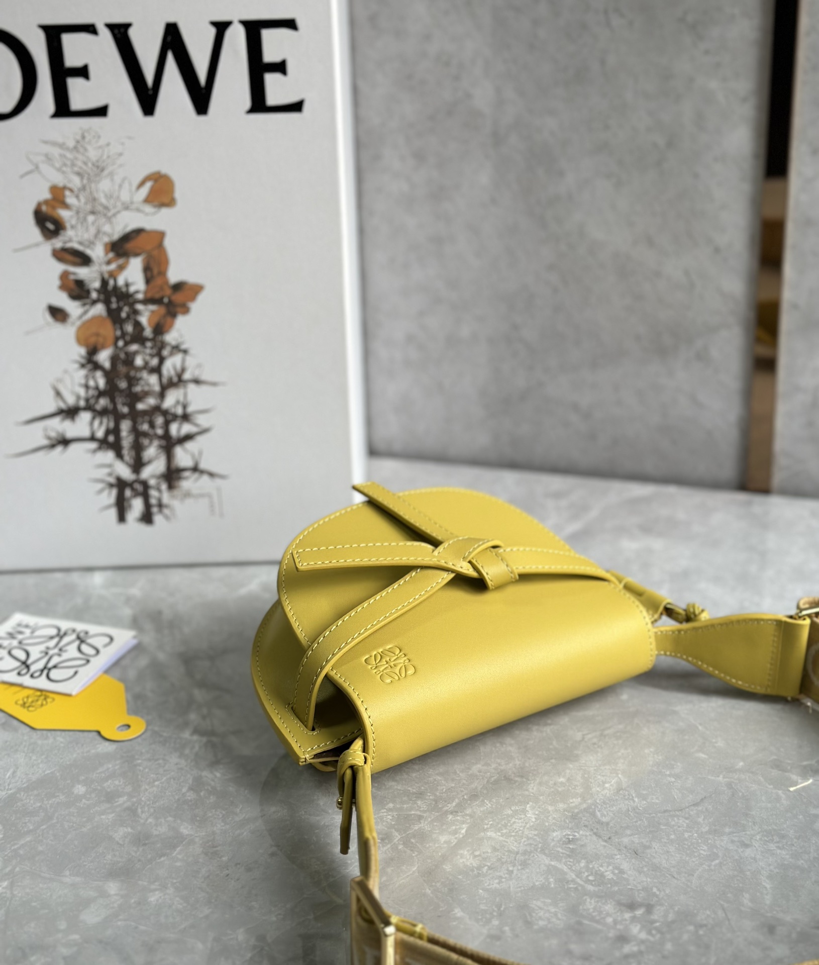 L0ew* mini puzzle gatedual bag-21*12.5*9cm