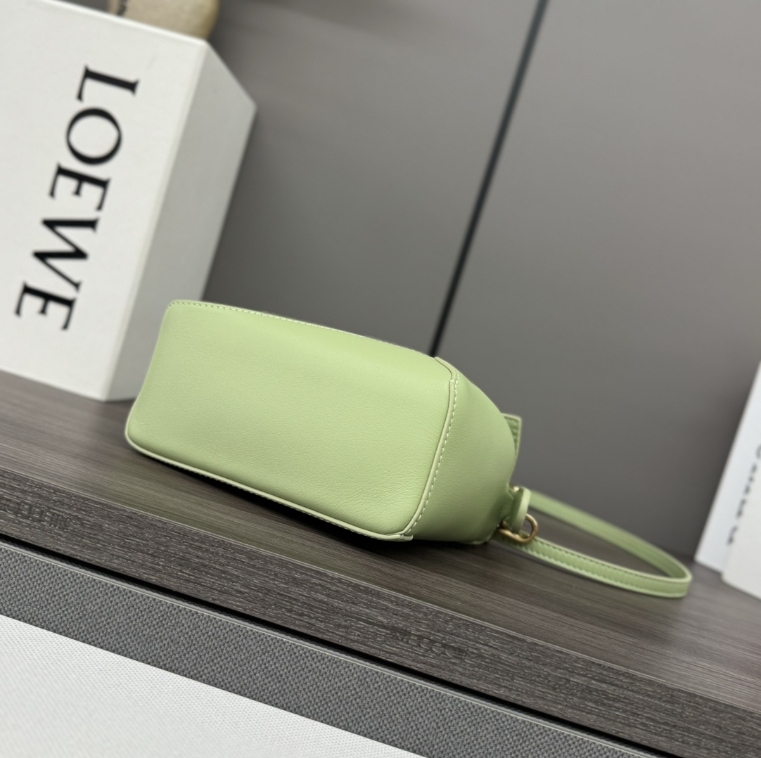 L0ew* puzzle edge bag-18*12.5*8cＭ