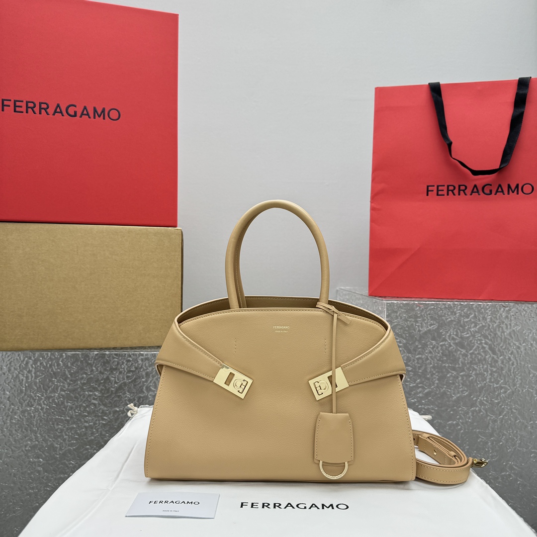 Ferragamo Top-handle Bag-32*22*14CM
