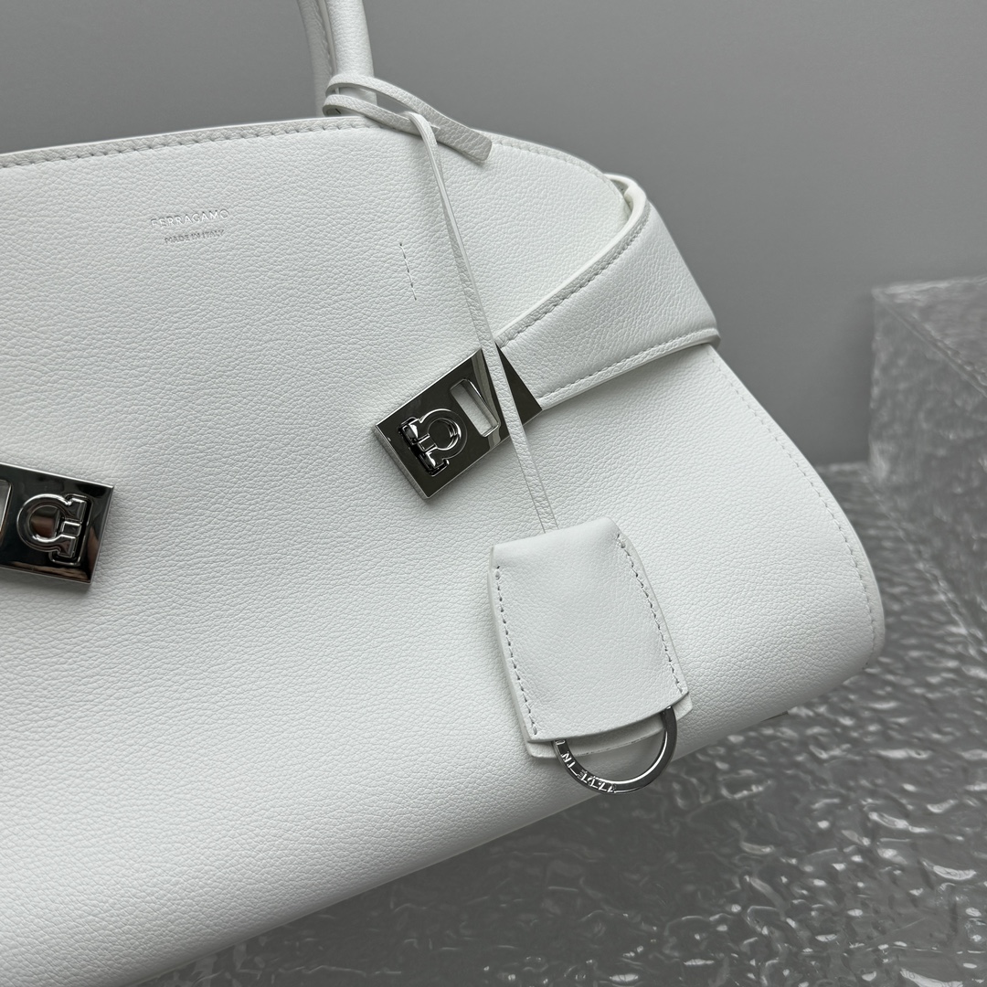 Ferragamo Top-handle Bag-32*22*14CM