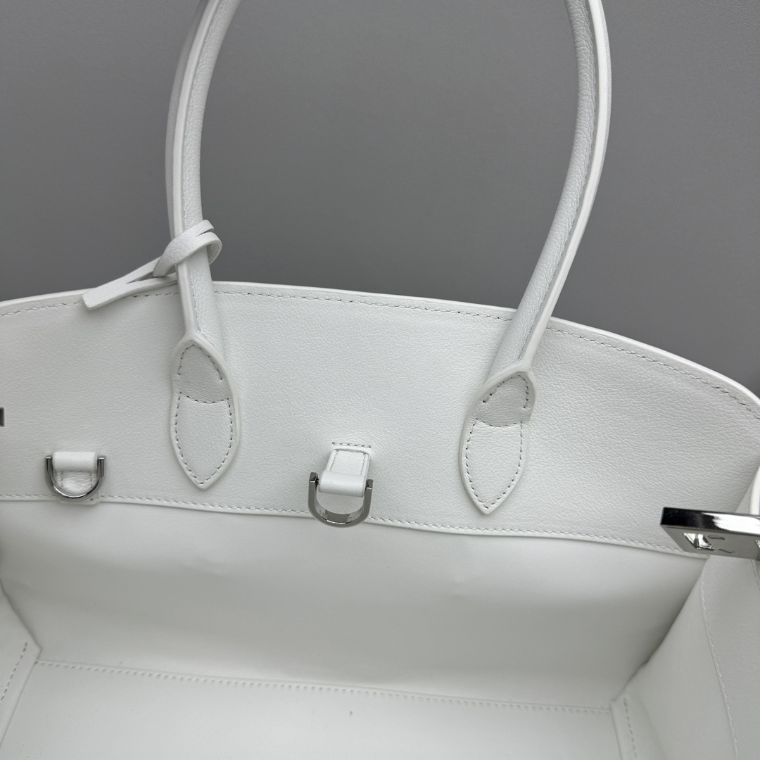 Ferragamo Top-handle Bag-32*22*14CM