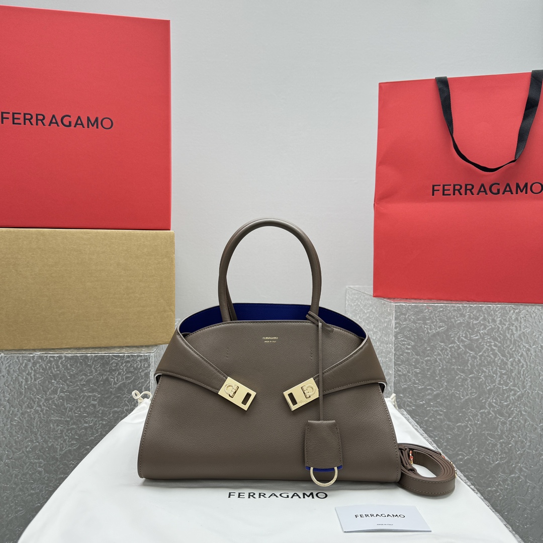 Ferragamo Top-handle Bag-32*22*14CM