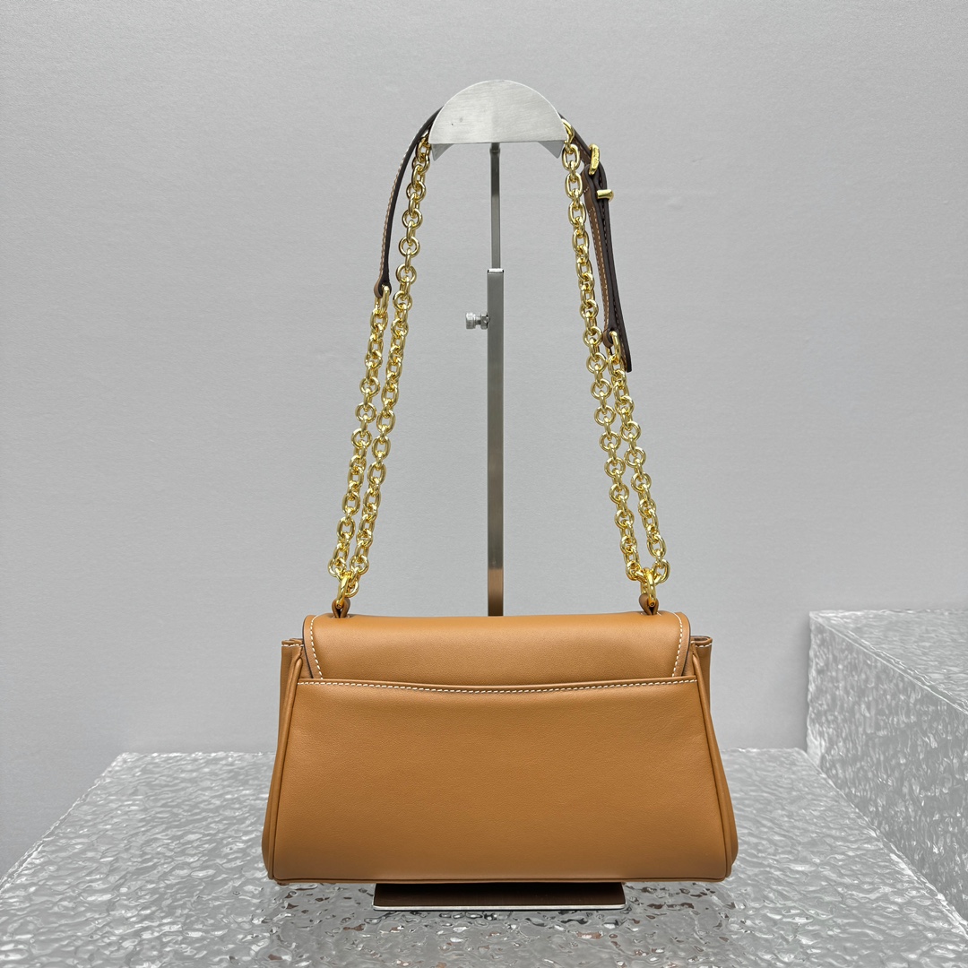 M*um*u leather shoulder bag -25*8*15cm