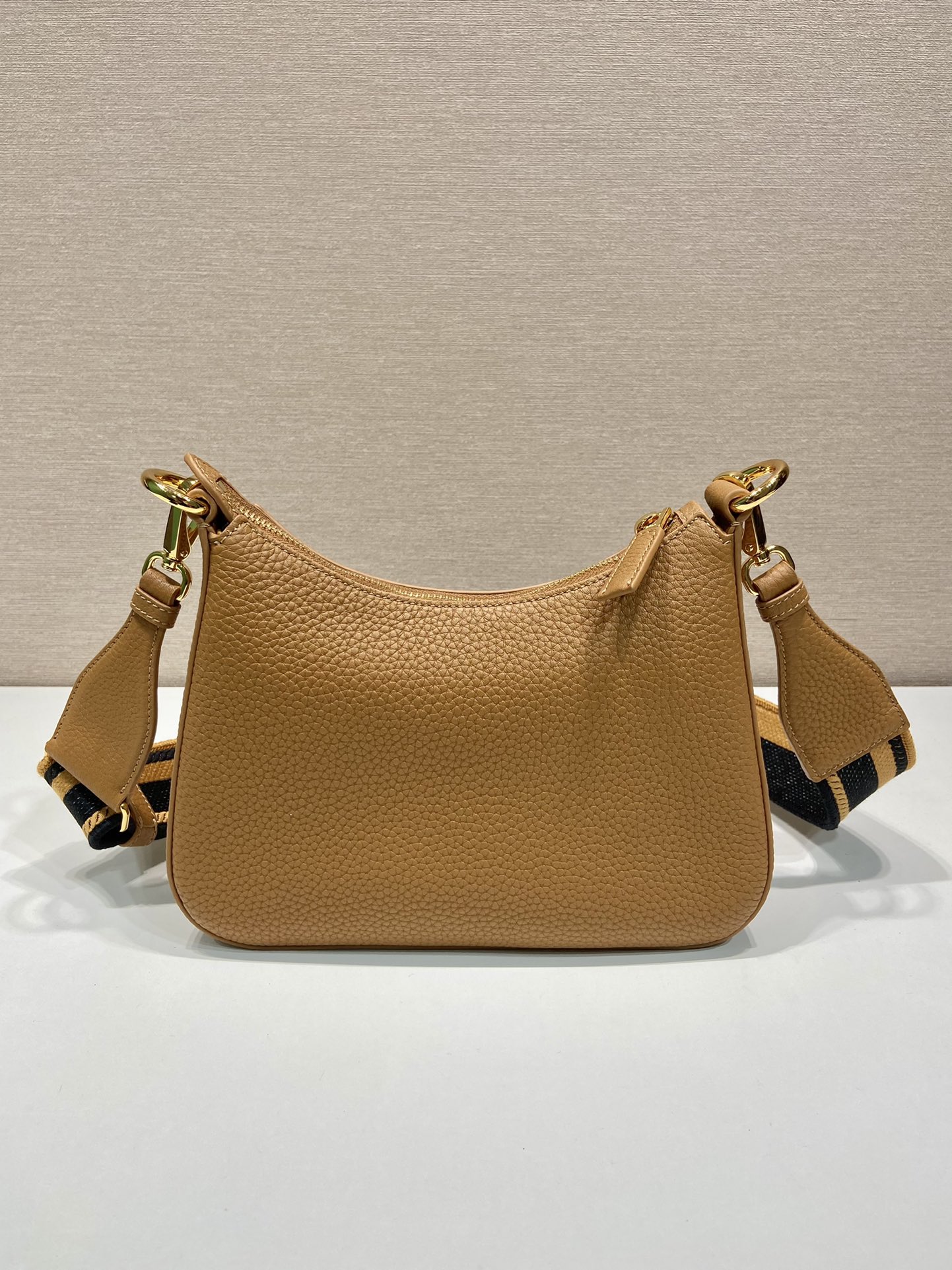 Pra*a leather shoulder bag-1bh193-24*18*6cm