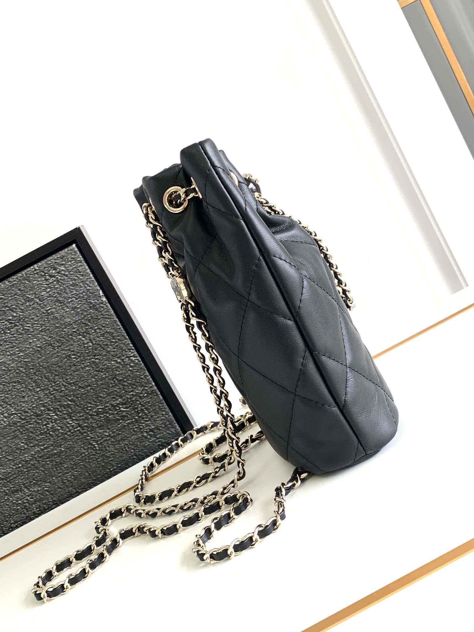 Ch@nel Bucket Bag