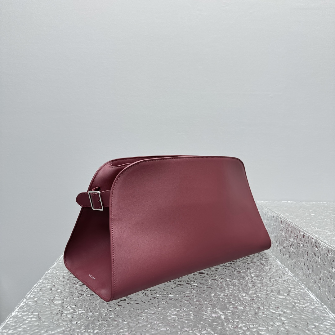 The R0w margaux eq clutch-43*20*24cm