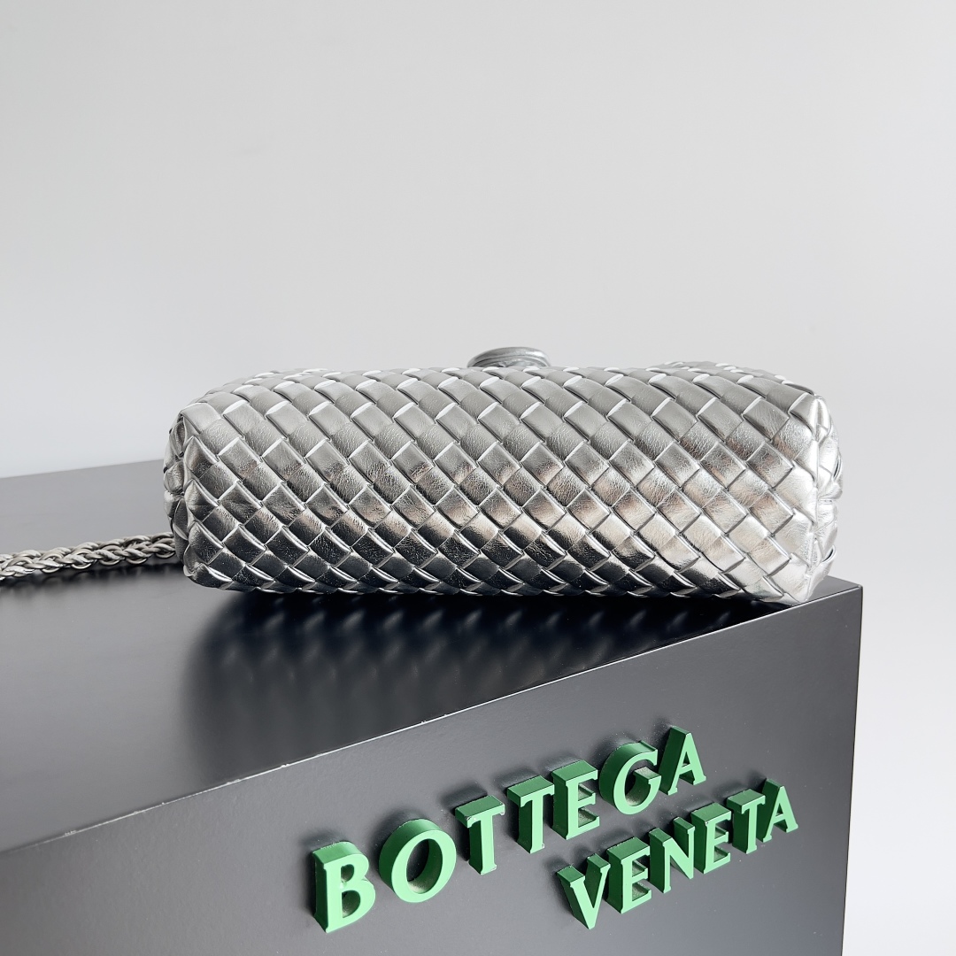 b0tt*ga Ven*ta lauren 1980 teen leather clutch-27*15*8cm