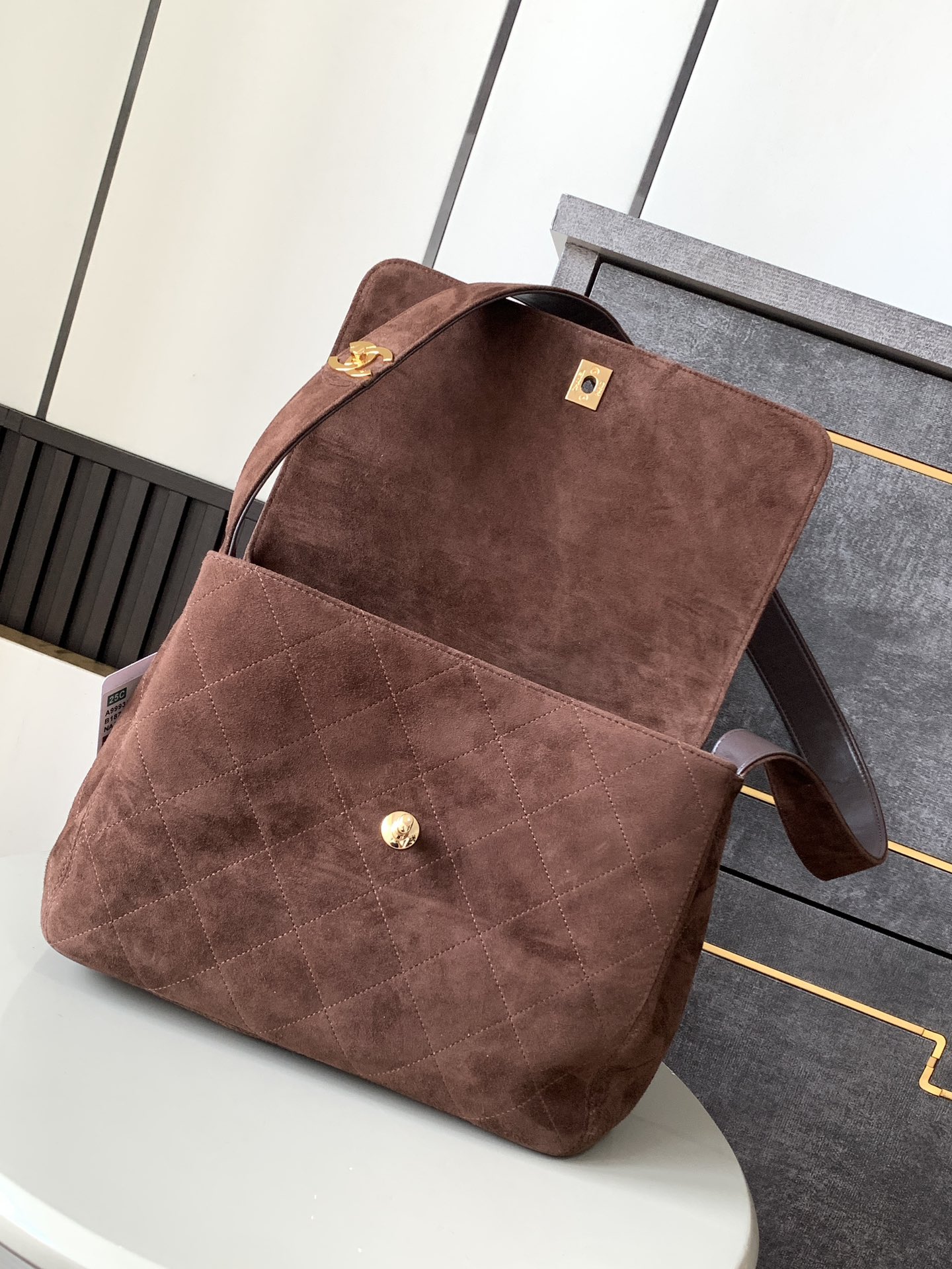 Ch@nel Vintage Flap Bag-28X 12.5 X 24CM