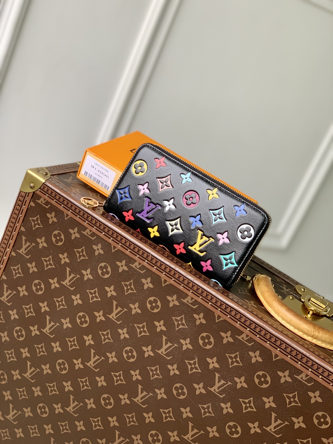LV Milkieway Wallet-M14096-19.5 x 10.5 x 2.5CM
