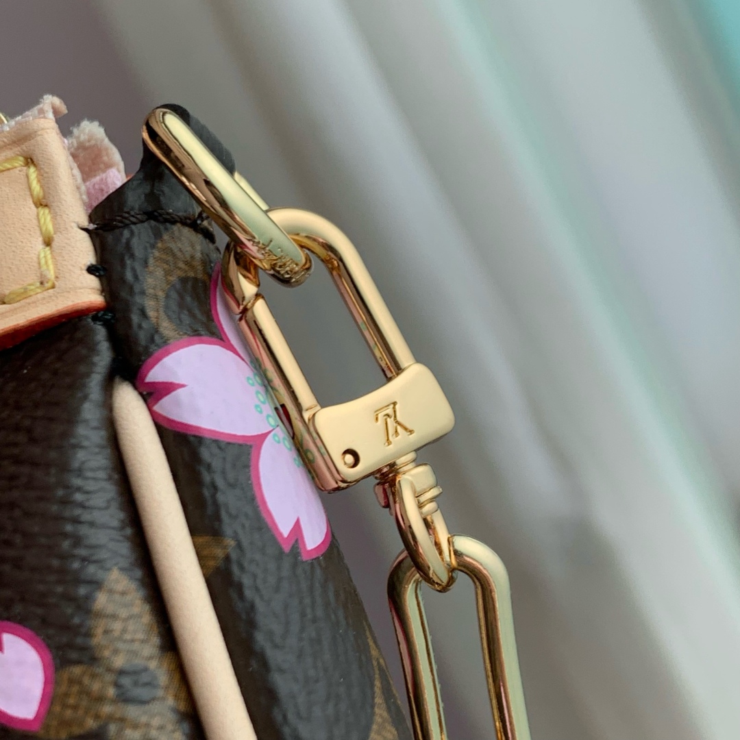 l0vis Vvtt0n pochette accessoires bag-13 x 4 x 22cm