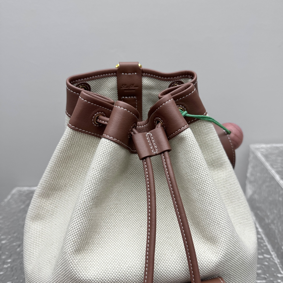 L0r0 P1ana extra bag-14*25*27cm